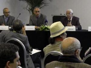 نور الدين عيوش في اطلاق القاموس العامي