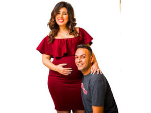 Ayten published a picture of herself looking more pregnant than ever alongside her husband Mohammed Ezz Al Arab (Source: aytenamer - Instagram)