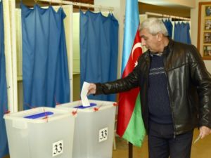 الحزب الحاكم في اذربيجان يفوز بالغالبية المطلقة في البرلمان