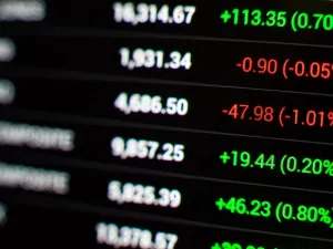 S&P Global Ratings on Friday lowered Bahrain’s long-term foreign and local currency sovereign credit ratings to ‘B+’ from ‘BB-'. (Shutterstock) 
