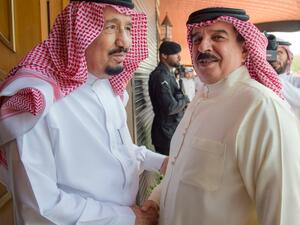 عاهلا السعودية والبحرين في افتتاح مهرجان الملك عبدالعزيز للابل 