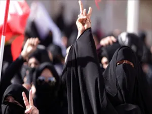 حبس وإسقاط الجنسية عن 24 بحرينيا بتهمة الانضمام لداعش - ارشيف 
