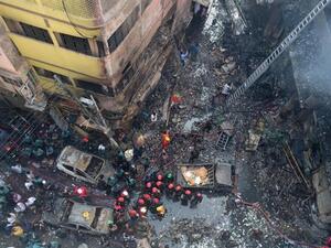 مقتل 70 شخصا بحريق مواد كيميائية في عاصمة بنغلادش