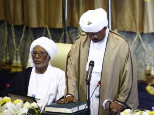 البشير يعد بفتح “صفحة جديدة”