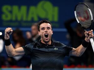 Fast-starting Spaniard faces a tough test from strong field including Federer