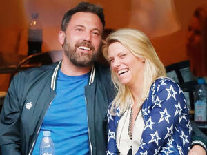 بين آفليك وليندسي شوكاس