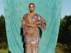 The 'Irreplaceable' singer turned 37 today (Source: beyonce - Instagram)