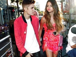 جاستين بيبر وسيلينا غوميز 