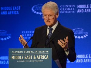 "أف بي آي" يفجر مفاجأة بنشره تحقيقا قديما عن بيل كلينتون