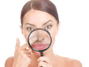 الرؤوس السوداء تعتبر من أكثر المشاكل التي تصيب البشرة الدهنيّة