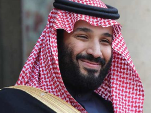 ديفيد هيرست ينقل عن مصادر: ابن سلمان حاول إقناع نتنياهو بالتوجه لحرب على غزة