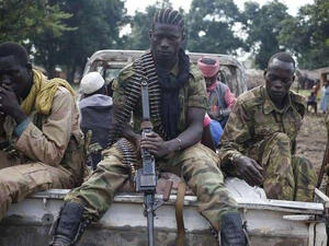  مقاتلي "بوكو حرام" قاموا بسرقة محتويات المدرسة بعد فشلهم بخطف التلميذات 