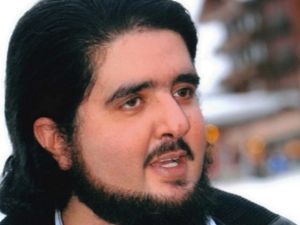 أكد عدد من مشاهير المغردين أن حساب الأمير عبد العزيز بن فهد كان مُخترقا - أرشيف