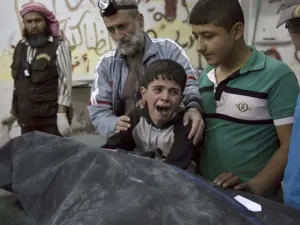 معارك عنيفة بين قوات النظام والفصائل في منطقة استراتيجية شمال حلب