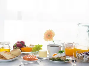 من أجل الحصول على إفطار صحي يجب أن تتناول جميع العناصر الغذائية
