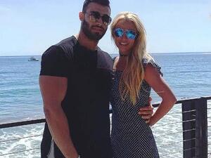 بريتني سبيرز وحبيبها سام أشقري