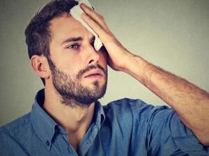 من الضروري علاج مشكلة التعرق الزائد