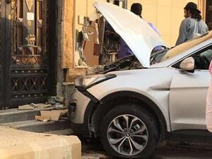 امراه تحطم سياره زوجها