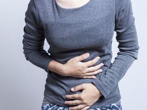 يستبدل الأشخاص خلال النظام الغذائي الوجبات الخفيفة المليئة بالسكر بالفواكه 