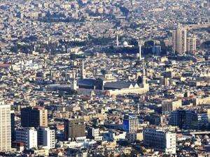 مقتل 8 أشخاص في قصف صاروخي على دمشق
