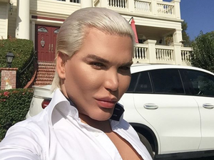 رودريجو ألفيس