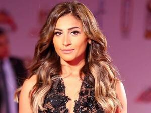 الفنانة المصرية الشابة دينا الشربيني 