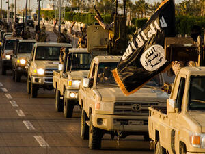 Rival militants have attempted to push back Daesh in Derna over the past week. (AFP/File)