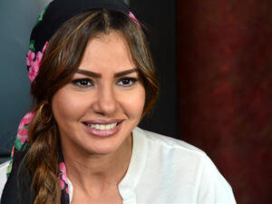 الفنانة دينا فؤاد