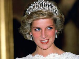 الأميرة الراحلة "ديانا" كما لم تروها من قبل.. صور
