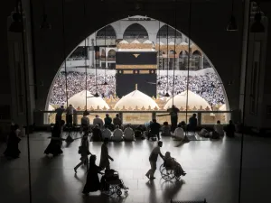For foreigners visiting the Kingdom, it is important to be respectful to the religious holiday and aware of customary etiquette. (File photo)
