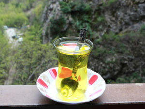 يحتوي النعناع على البروتين، والكربوهيدرات، والمغنيسيوم، المنغنيز
