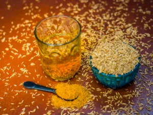 من فوائد شاي الكمون أنه يعمل على تحسين الهضم

