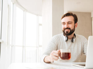 الشاي بدون سكر يحمي من ارتفاع الكولسترول في الدم

