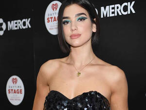 Her high-octane shows demand her fitness is at its optimum (Source : dualipa / Instagram )  Her high-octane shows demand her fitness is at its optimum (Source : dualipa / Instagram )