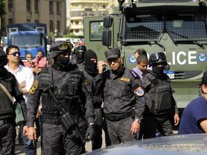  العفو الرئاسي بحق 920 من السجناء، ضمن احتفالات عيد تحرير سيناء.