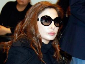 Elissa during funeral