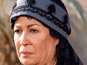 منى واصف