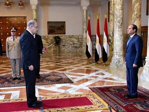 نطالب بحكومة تليق بمصر