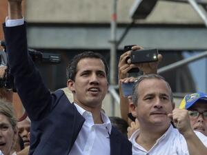 هل تدخل المساعدات الأمريكي في نهاية الأمر؟