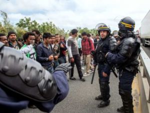 إنشاء أكثر من 10 آلاف مركز إيواء جديد للمهاجرين في فرنسا