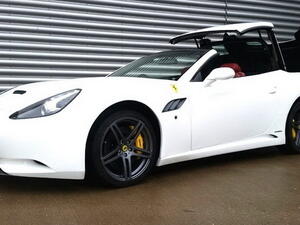 حادث فيراري ومرسيدس