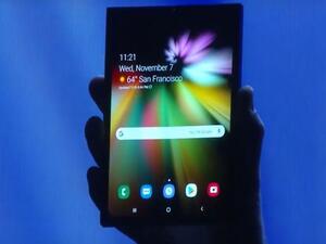 The company's new Snapdragon 855 chipset supports that idea, even though foldables haven't been a big topic at its Snapdragon Summit in Hawaii. (TechRadar)