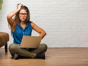 النسيان هو عَدم القدرة على استِرجاع المعلومة عند الحاجة إليها