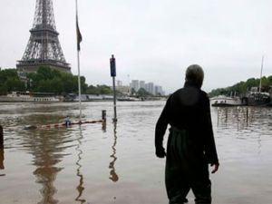  تم استبعاد الاشتراكي السابق والمقرب من ماكرون ريشار فيران من الحكومة