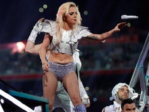 كيف ردت ليدي غاغا على منتقدي جسدها (السمين)؟