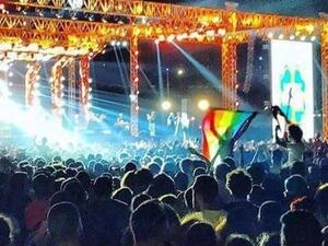 قال رضا رجب إن "النقابة قررت وقف الحفلات المقبلة لفرقة مشروع ليلى" 
