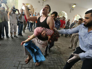 سخر ليبرمان ممن يروجون لضرورة الارتقاء بالأوضاع الإنسانية 