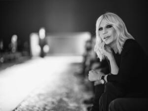 دوناتيلا (instyle.com)