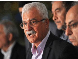 تزامنت حملة الانسحابات هذه مع اجتماعات يعقدها "الائتلاف" بهدف بحث المستجدات الأخيرة في الملف السوري 