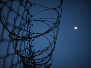 Razor wire is seen on the fence around the currently closed Camp X-Ray which was the first detention facility to hold 'enemy combatants' at the U.S. Naval Station on June 27, 2013 in Guantanamo Bay, CubaBarbed wire (Getty Images/Joe Raedle)